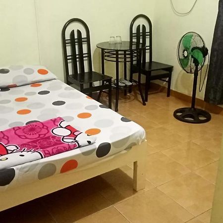 Belen Favila Transient Rooms Near Airport Terminal 3 Manila Eksteriør bilde