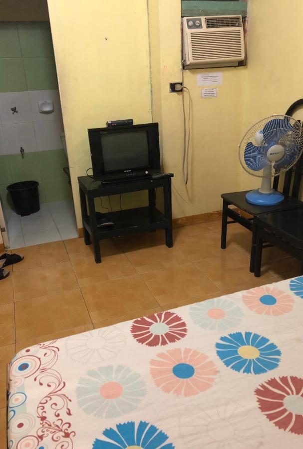 Belen Favila Transient Rooms Near Airport Terminal 3 Manila Eksteriør bilde