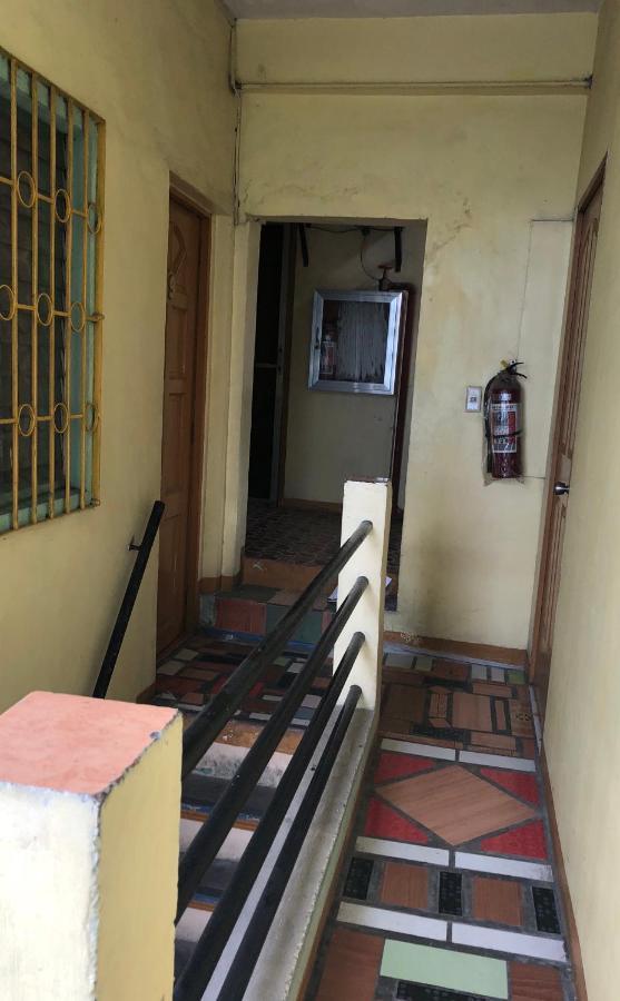 Belen Favila Transient Rooms Near Airport Terminal 3 Manila Eksteriør bilde